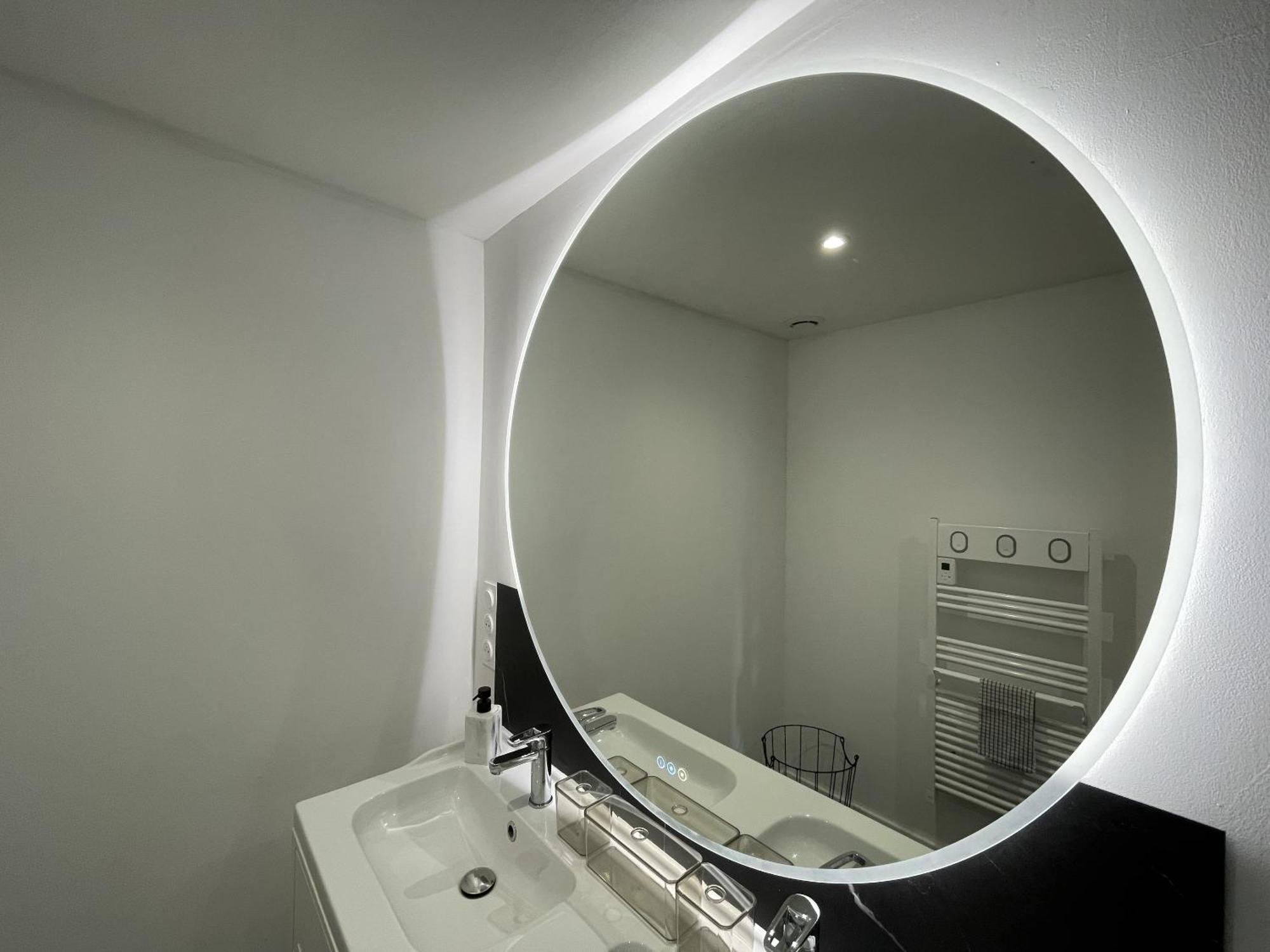 L'Authentique Apartment ชาบลี ภายนอก รูปภาพ
