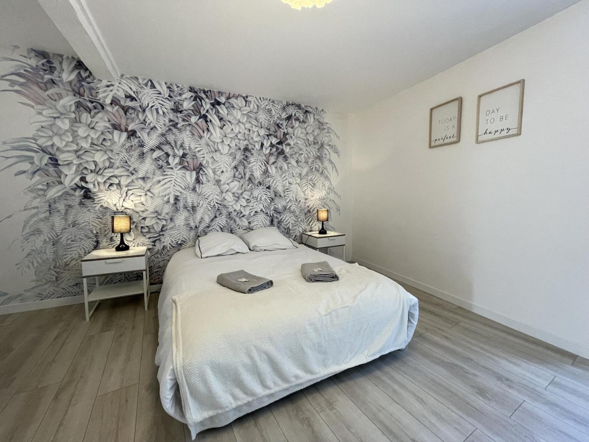 L'Authentique Apartment ชาบลี ภายนอก รูปภาพ